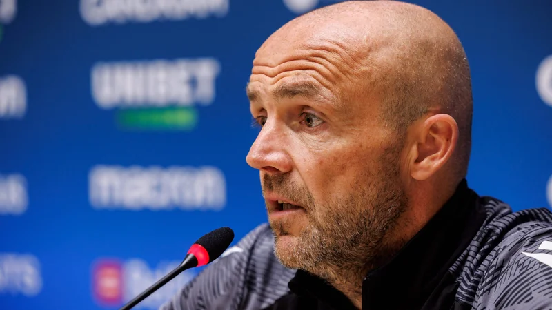 Fotografija: Alfred Schreuder je novi trener slovitega Ajaxa. FOTO: Kurt Desplenter/AFP