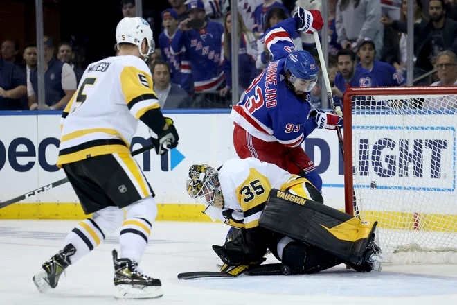 Dvoboj Pittsburgha in New Yorka. FOTO: Brad Penner/Usa Today Sports
