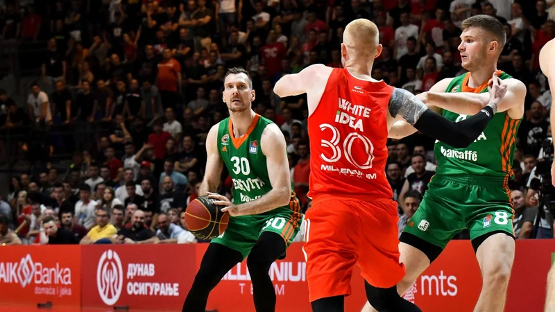 Fotografija: Košarkarji Cedevite Olimpije bodo poskušali Crveno zvezdo še drugič ustaviti v ponedeljek. FOTO: Cedevita Olimpija
