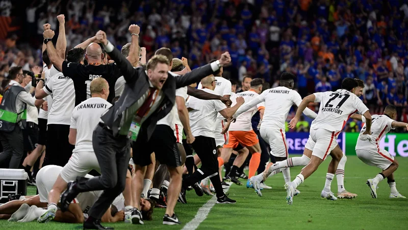 Fotografija: Veselju v nemškem taboru ni bilo videti konca. FOTO: Javier Soriano/AFP