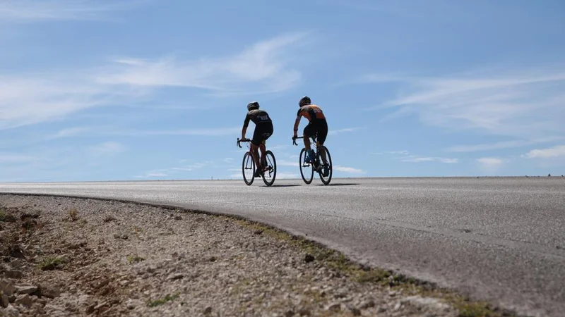 Fotografija: Dolžina ročice (gonilke) pedalov, običajno je merjena v milimetrih. FOTO: Arhiv Polet/Shutterstock