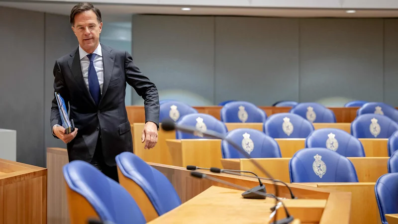Fotografija: Nizozemski premier Mark Rutte je na čelu vlade že dvanajsto leto zapored. FOTO: Robin Van Lonkhuijsen/AFP