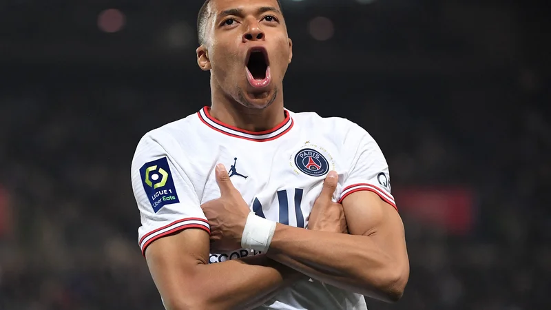 Kylian&nbsp;Mbappé ostaja v Parizu. FOTO:&nbsp;Patrick Hertzog/AfP
