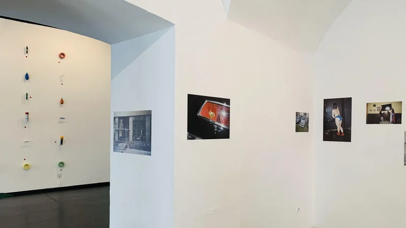 Fotografija: Razstava ponuja dober vpogled v različne pristope k mapiranju urbanega okolja. FOTO: Nina Skumavc