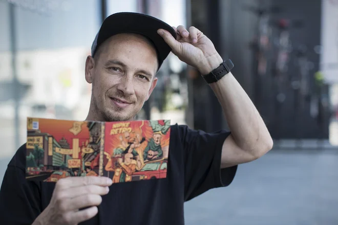 Boštjan Nipič - Nipke z novim albumom Retro napoveduje nove uspešnice. FOTO: Jure Eržen/Delo
