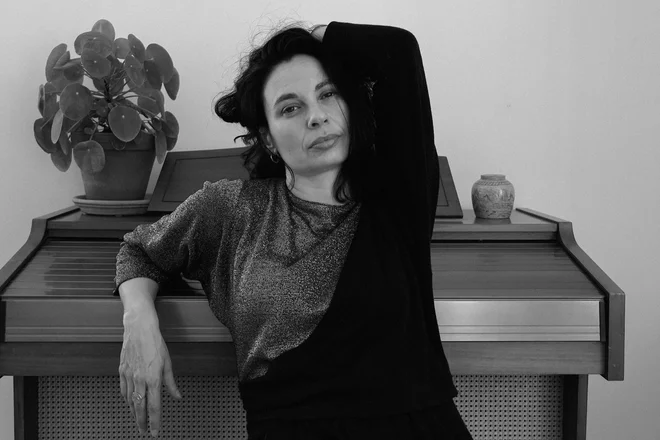 Michelle Gurevich je ženska, v katere dušo se je že zdavnaj naselil svet. Njen oče je bil inženir iz takratnega Leningrada. Mati je bila slavna balerina iz Odese. Oba sta bila Žida in sta zapustila takratno Sovjetsko zvezo. Michelle je bila rojena v Torontu. FOTO: Lisa Bregneager
