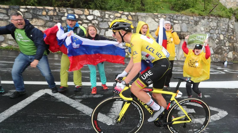 Fotografija: Tadej Pogačar bo letos lovil še tretjo zmago na dirki Tour de France. FOTO: Dejan Javornik