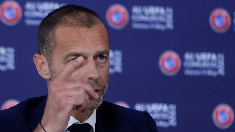 Fotografija: Aleksander Čeferin pričakuje poseben finale lige prvakov v Parizu. FOTO: Leonhard Foeger/Reuters