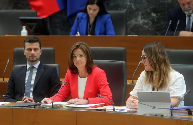 Pod Tanjo Fajon se obeta revizija zunanjepolitičnega kurza vlade Janeza Janše. FOTO: BlaŽ Samec/Delo