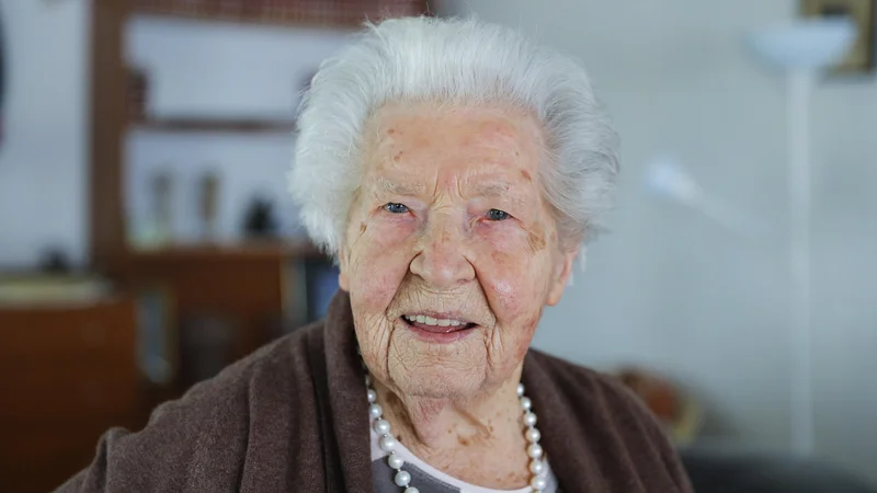 Fotografija: Marija Kandus, stoletnica. FOTO: Jože Suhadolnik/Delo