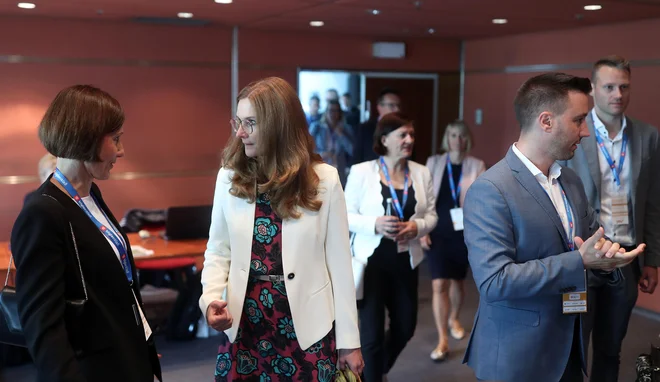 Delova poslovna konferenca Kapitalski trgi 2022. FOTO: Blaž Samec/Delo
