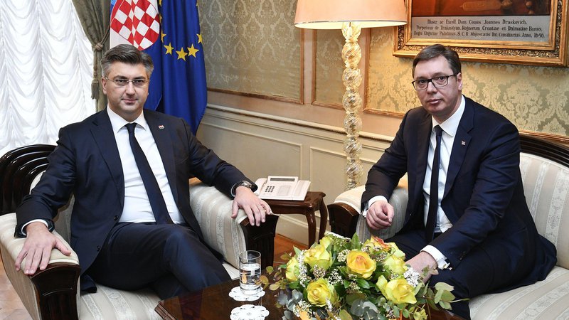 Fotografija: Andrej Plenković (levo) in Aleksandar Vučić sta se že nekajkrat srečala, slabi medsosedski odnosi pa se ne premaknejo z mrtve točke. FOTO: Boris Kovačev/Cropix
