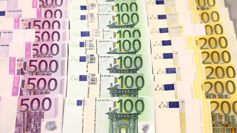 Fotografija: Hrvaška bo 20. država članica EU, ki bo uvedla evro. FOTO: Antonio Bronic/Reuters