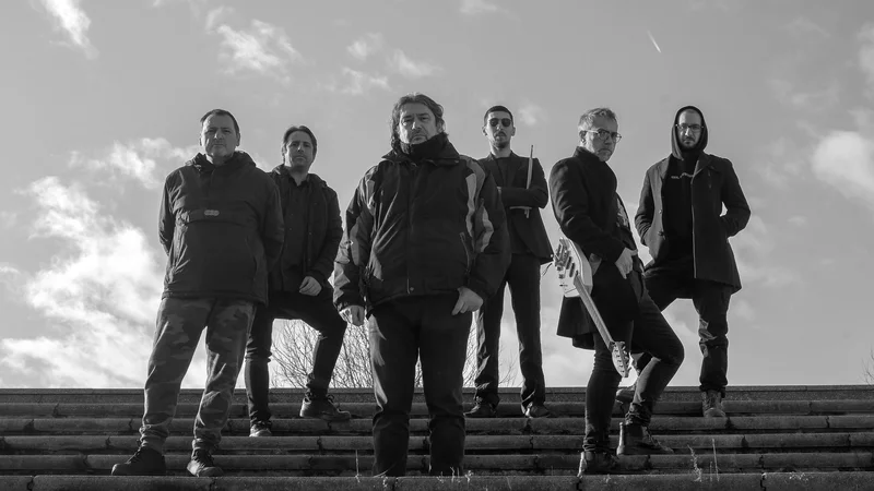 Fotografija: Makedonska zasedba Mizar je prepleta rock z bizantinsko kulturno dediščino in pravoslavno liturgijo. FOTO: Aleksandar Ristovski