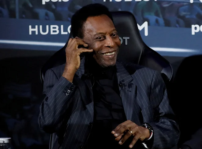 Brazilska nogometna legenda Pele je še eden od številnih slavnih mož, ki je ruskega predsednika Vladimirja Putina pozval h končanju invazije v Ukrajini. FOTO: Christian Hartmann /Reuters
