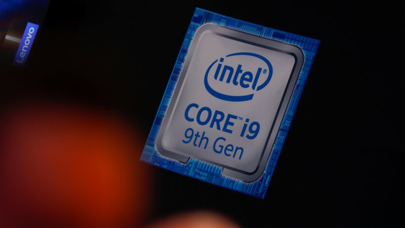 Fotografija: V naslednjih desetih letih namerava Intel v proizvodne zmogljivosti v Evropi vložiti kar 80 milijard evrov. FOTO: Mike Blake/Reuters
