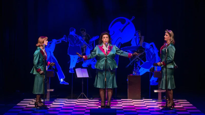 Predstava Trio Gašperja Tiča bo v Kopru odprla Primorski poletni festival. Foto Jaka Varmuž/Gledališče Koper
