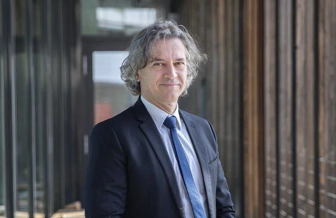 Med podpisniki je tudi Robert Golob. FOTO: Leon Vidic/Delo
