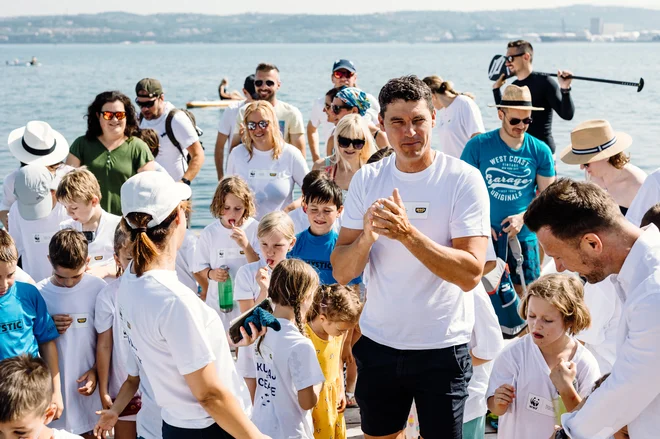 Tudi Vaslij Žbogar se je pogumno lotil čiščenja večjega dela koprskega priobalnega pasu. FOTO: Jernej Kokol
