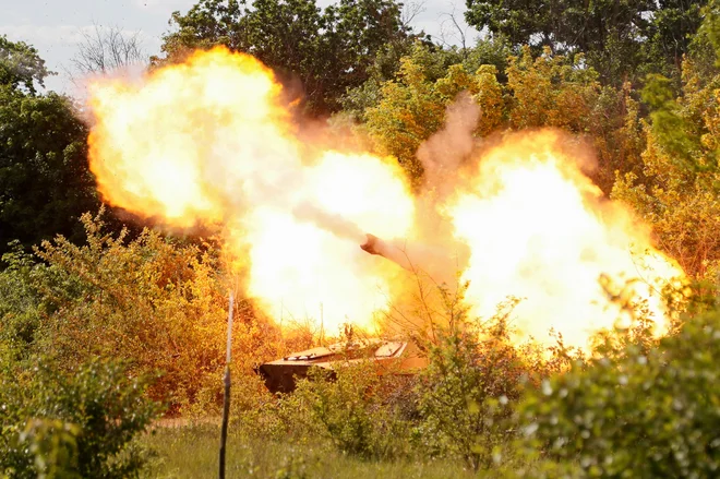 Severnodoneck je večinoma pod ruskim nadzorom. FOTO: Reuters
