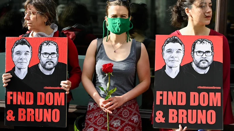 Fotografija: Oblasti so izginula Doma Phillipsa in Bruna Pereiro bolj zavzeto začeli iskati, ko so k temu začeli pozivati številni mediji po svetu. FOTO: Toby Melville/Reuters