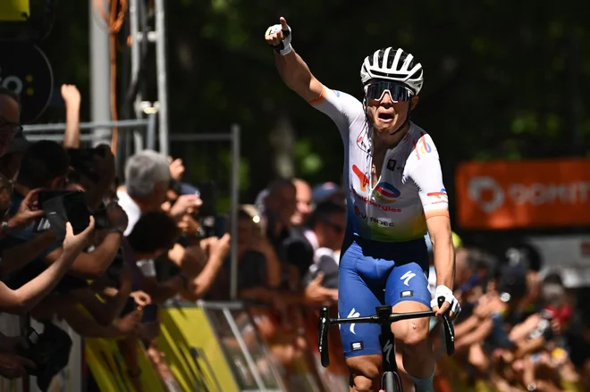Francoz Valentin Ferron je dobil šesto etapo. FOTO: Marco Bertorello/AFP
