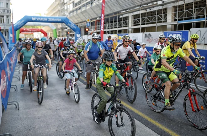 Na družinski maraton se je prijavilo že več kot 1500 udeležencev. FOTO: Blaž Samec
