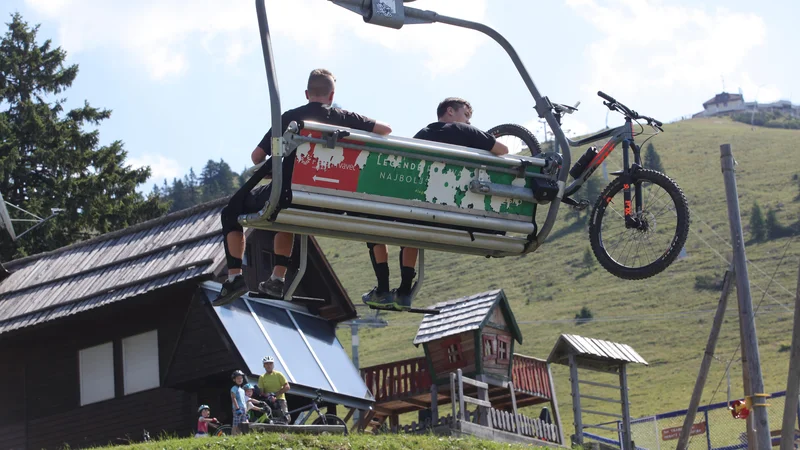 Fotografija: V medicini je pač tako, da nekaj trditi kar tako na pamet ali na podlagi mnenj, ki nimajo dobre znanstvene osnove, večinoma ni dobro že kratkoročno. FOTO: Mavric Pivk/Delo