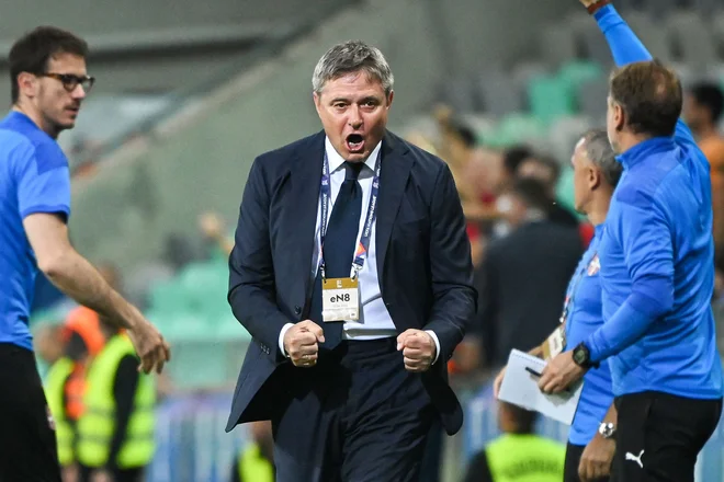 Dragan Stojković je užival v odlični tekmi in Srbiji v prvem polčasu. FOTO: Jure Makovec/AFP
