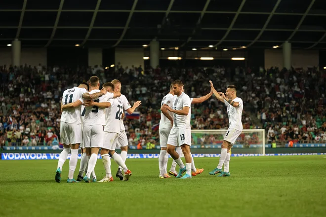 Slovenci so odprli junijski del lige narodov klavrno, na istem štadionu so končali bolj optimistično. FOTO: Črt Piksi
