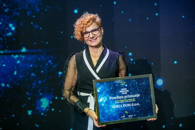 Bralci so lani za svojega favorita izbrali podjetje Adria Dom iz Črnomlja, ki ga vodi direktorica Marta Kelvišar. FOTO: Voranc Vogel/Delo
