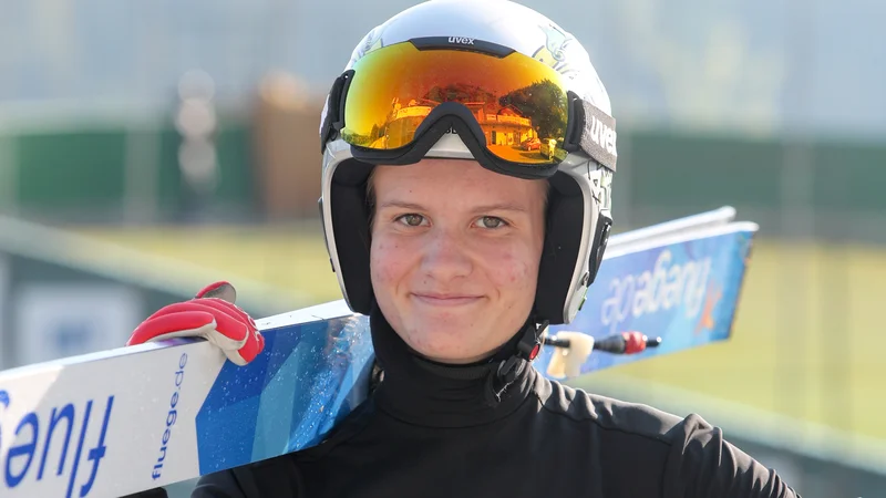 Fotografija: Ema Volavšek med treningom kombinatorcev na skakalnici v Kranju septembra lani. FOTO: Marko Feist