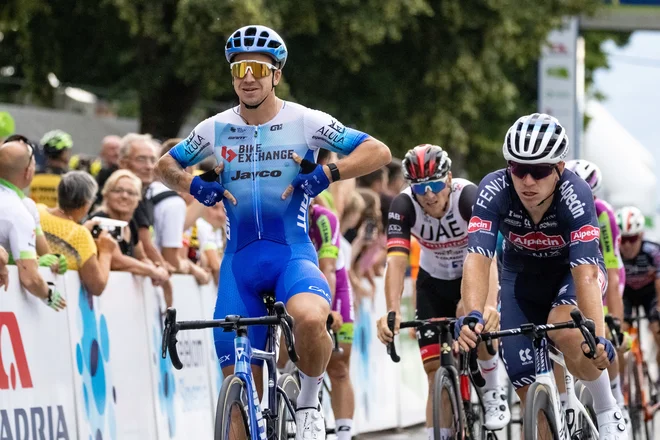 Dylan Groenewegen (levo) je slavil svojo drugo zmago v Rogaški Slatini. FOTO: Matic Klanšek Velej/Sportida
