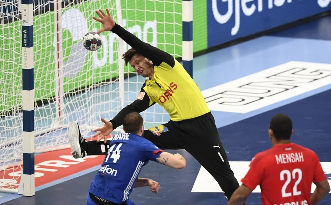 Danec Niklas Landin Jacobsen je najboljš vratar lige prvakov. FOTO: Radovan Stoklasa/Reuters
