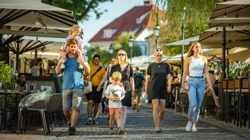 Fotografija: Na ministrstvu za delo do zdaj niso imeli orodja za celostno spremljanje učinkov različnih politik, ob upoštevanju interakcije med davčnim sistemom in sistemom socialnih transferjev. FOTO: Voranc Vogel
