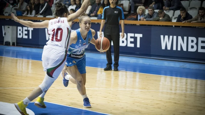 Fotografija: Zala Friškovec je bila najboljša slovenska strelka proti Španiji. FOTO: FIBA
