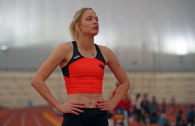 Agata Zupin je postala balkanska prvakinja na 400 m ovire. FOTO: Tadej Regent
