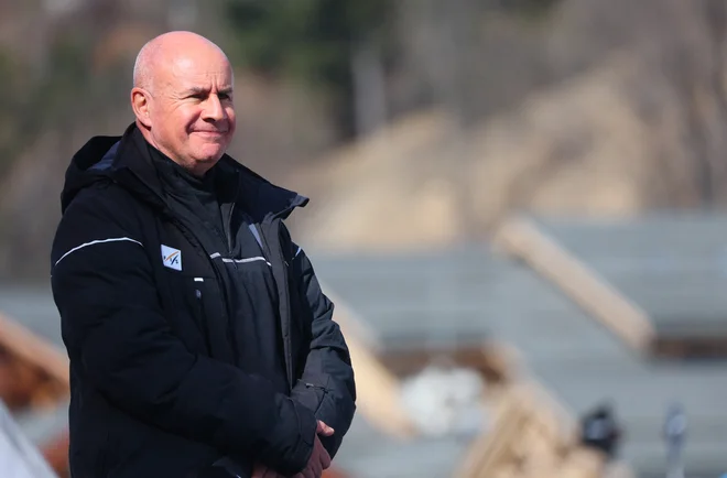 Predsednik Fisa Johan Eliasch je v sedlu. FOTO: Denis Balibouse/Reuters
