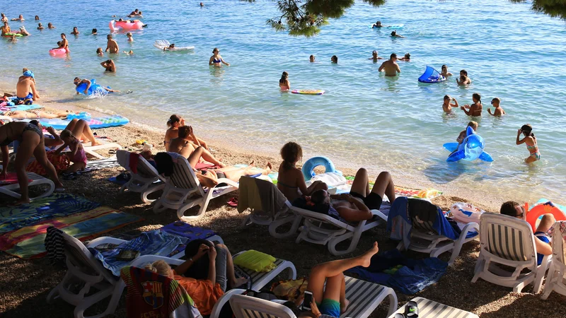 Fotografija: Najboljša uvertura v glavni poletni del sezone na Hrvaškem je skoraj 7 milijonov prenočitev junija, kar je približno 5 odstotkov več kot junija 2019. Foto Tomi Lombar
