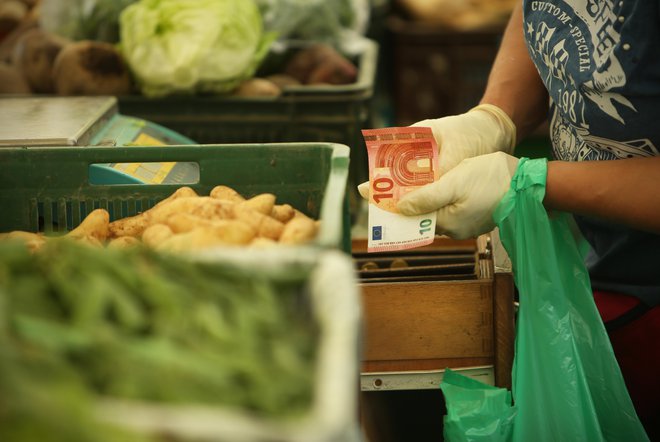 Skrb za prehransko varnost je trenutno eden najbolj perečih problemov po Evropi in vsem svetu. Cene so visoke, težave z dobavo pa velike, zato lahko situacija postane katastrofalna. FOTO: Jure Eržen
