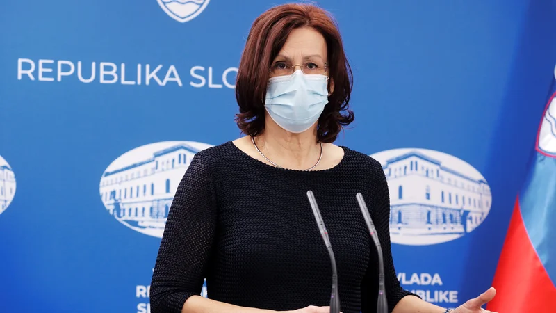 Fotografija: Direktorici NLZOH Tjaši Žohar Čretnik se mandat izteče 24. julija, razpis, na katerega se je prijavila, so razveljavili, na včerajšnji seji pa niso nič razpravljali o nadaljnjem vodenju ustanove. Foto Daniel Novakovic/STA