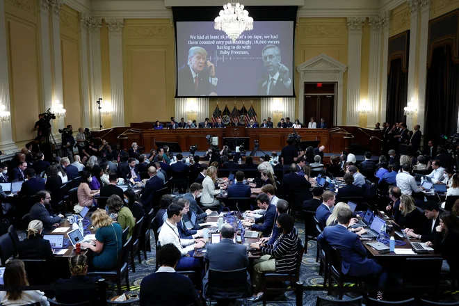 Izziv za odbor je, kako dokazati javnosti Trumpove slabe namene.

Foto Reuters
