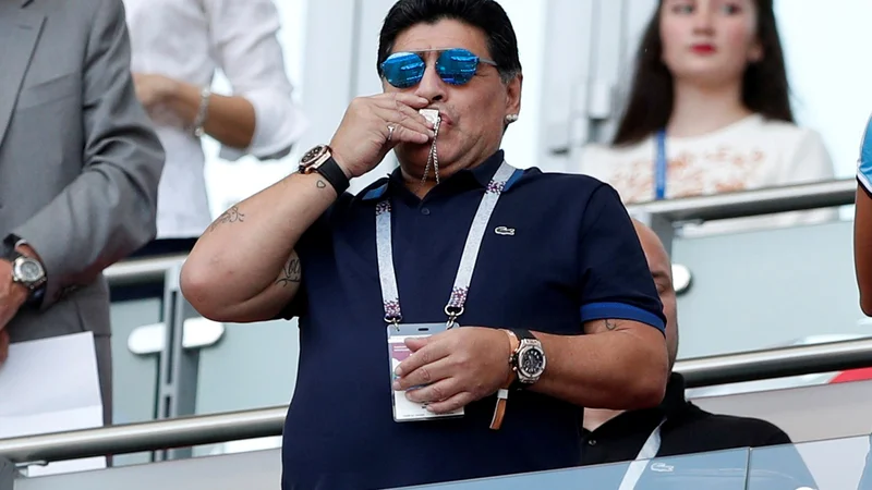 Fotografija: Diego Maradona še ne more počivati v miru. FOTO: John Sibley/Reuters