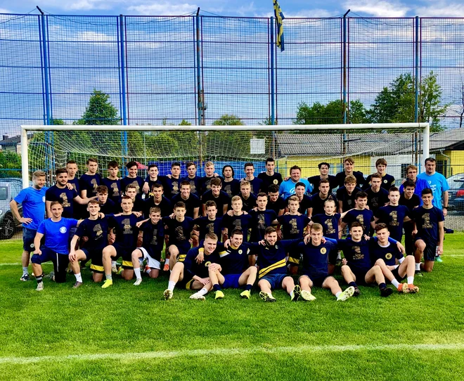 Kadetska in mladinska selekcija NK Brinje sta bili skupno drugi v državi. FOTO: NK Brinje

