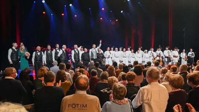Koncert Prifarskih muzikantov s prijatelji 2022 &raquo;Slovenska pesem - tvoja pesem&laquo; Foto Tv Slo
