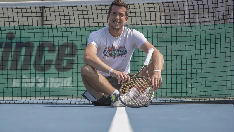 Kot vedno se Aljaž Bedene veseli nastopa na znameniti londonski travi. FOTO: Leon Vidic/Delo