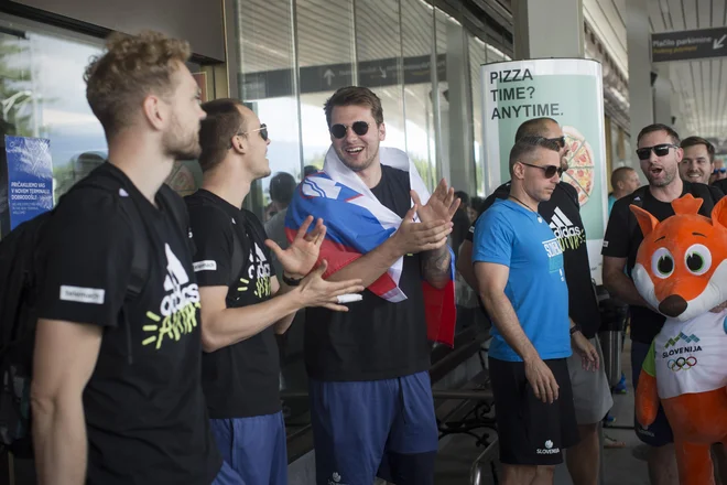 Slovenci bodo zavoljo košarkarjev napolnili tudi Trst. FOTO: Jure Eržen

