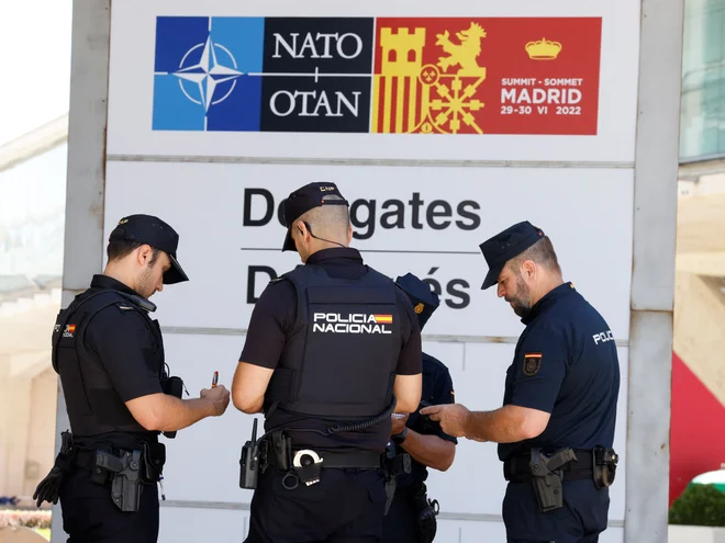 V ospredju vrha zveze Nato vojna v Ukrajini in odziv zavezništva nanjo. FOTO Yves Herman/Reuters
