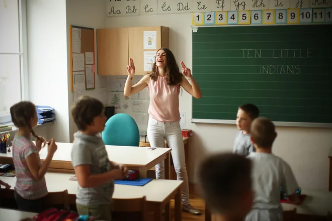 V razredih, kjer učitelji že uvajajo veščine jezika učenja, so učenci vedeli, kaj se učijo. FOTO: Jure Eržen/Delo
