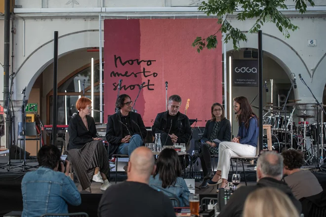 Lanski nominiranci nagrade Novo mesto Agata Tomažič, Carlos Pascual, Marko Golja in Anja Mugerli. FOTO: Ema Koncilija
